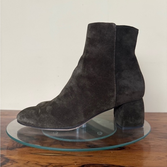 AGL Suede Block Heel Ankle Boot - Picture 4 of 16